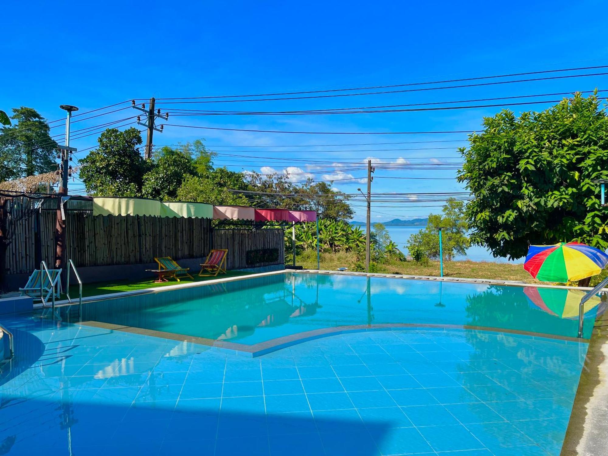 Kohchang FuengFah Koh Chang Bagian luar foto